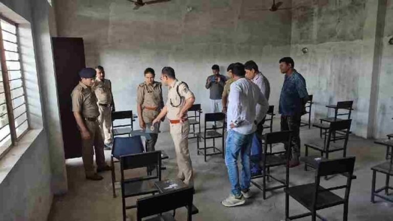 नकल विरोधी कानून के तहत पंजीकृत अभियोग की विवेचना कर रही एसआईटी पहुंची हरिद्वार, मुख्य अभियुक्त के घर की तलाशी लेते हुए घटना से जुडे साक्ष्य किये एकत्रित